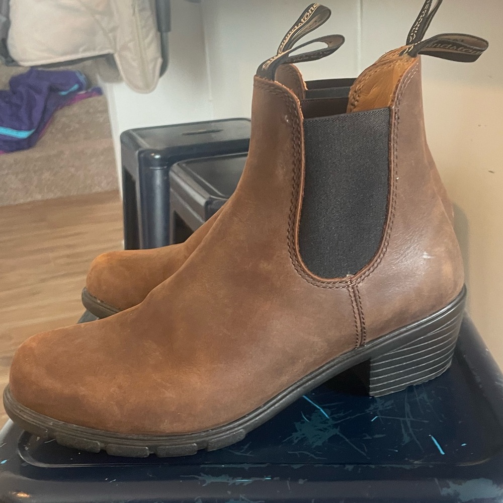 Blundstone Brown Chelsea Ankle Boot